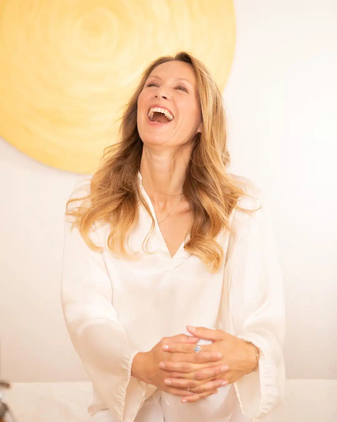 Nadine Petzel lachen Female Flow Temple